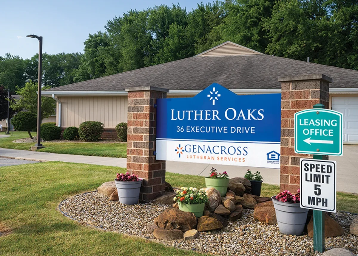 Luther Oaks Signage